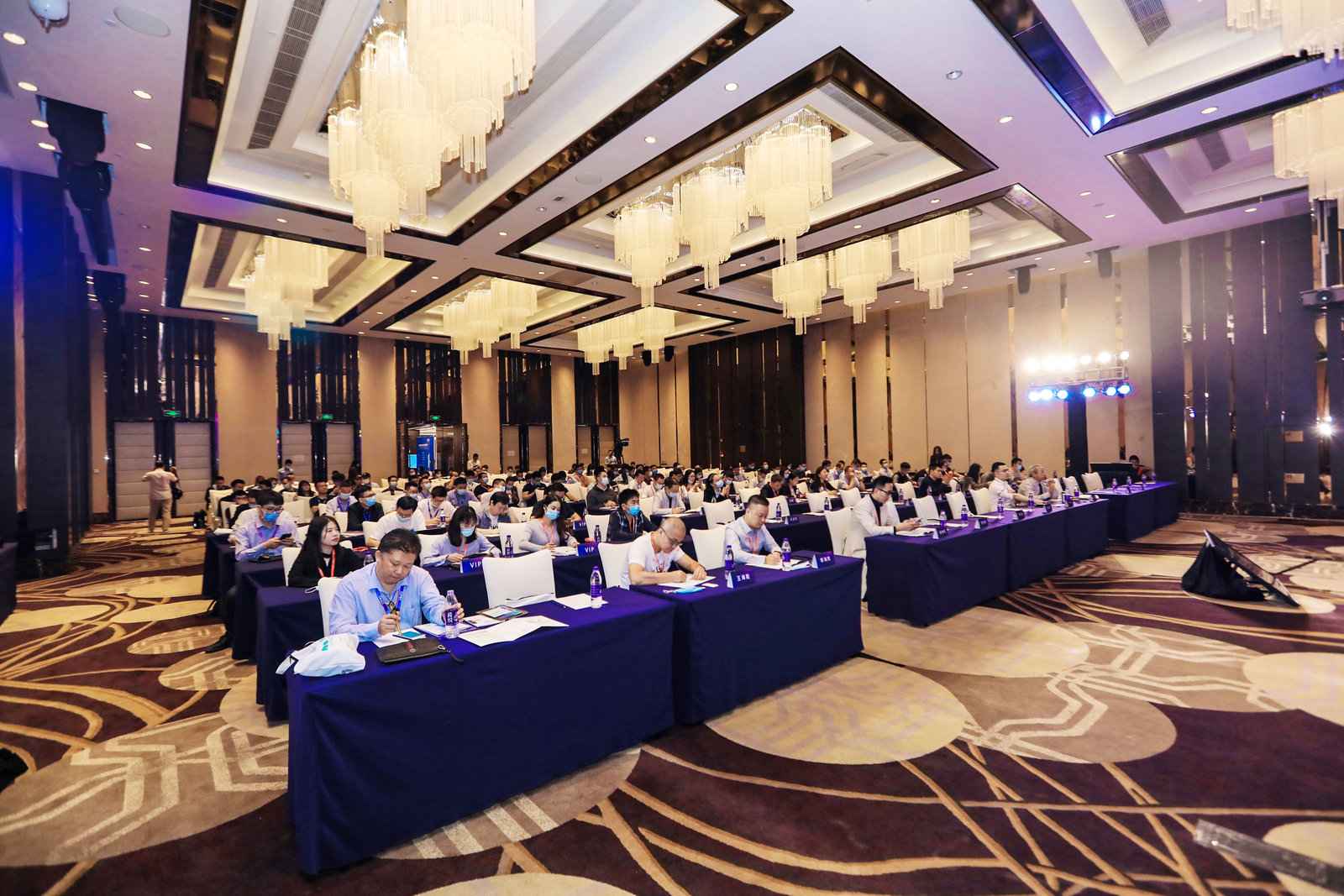 中大咨詢吳能全教授受邀出席2020SaaS應(yīng)用大會并做主題演講