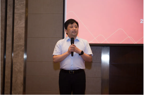 中大咨詢:凝聚共識,集思廣益,中大咨詢主持貴陽市工商產(chǎn)業(yè)投資集團戰(zhàn)略宣貫研討會 中大咨詢:凝聚共識,集思廣益,中大咨詢主持貴陽市工商產(chǎn)業(yè)投資集團戰(zhàn)略宣貫研討會